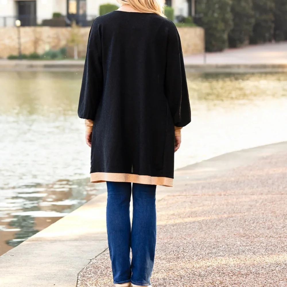 Shimmery Black and Gold Cardigan With Pockets NWT - Picture 4 of 4